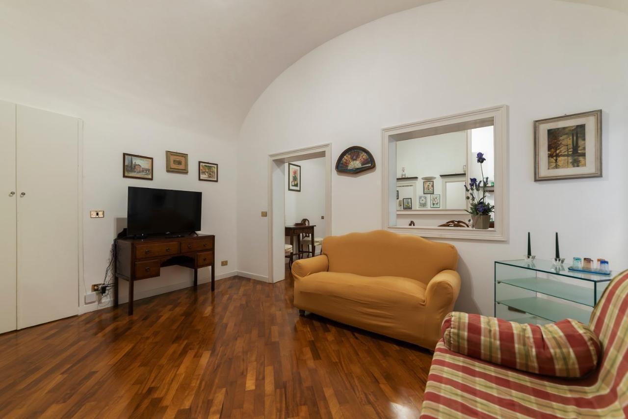 Rione Monti & Cavour Apartment Roma Exterior foto